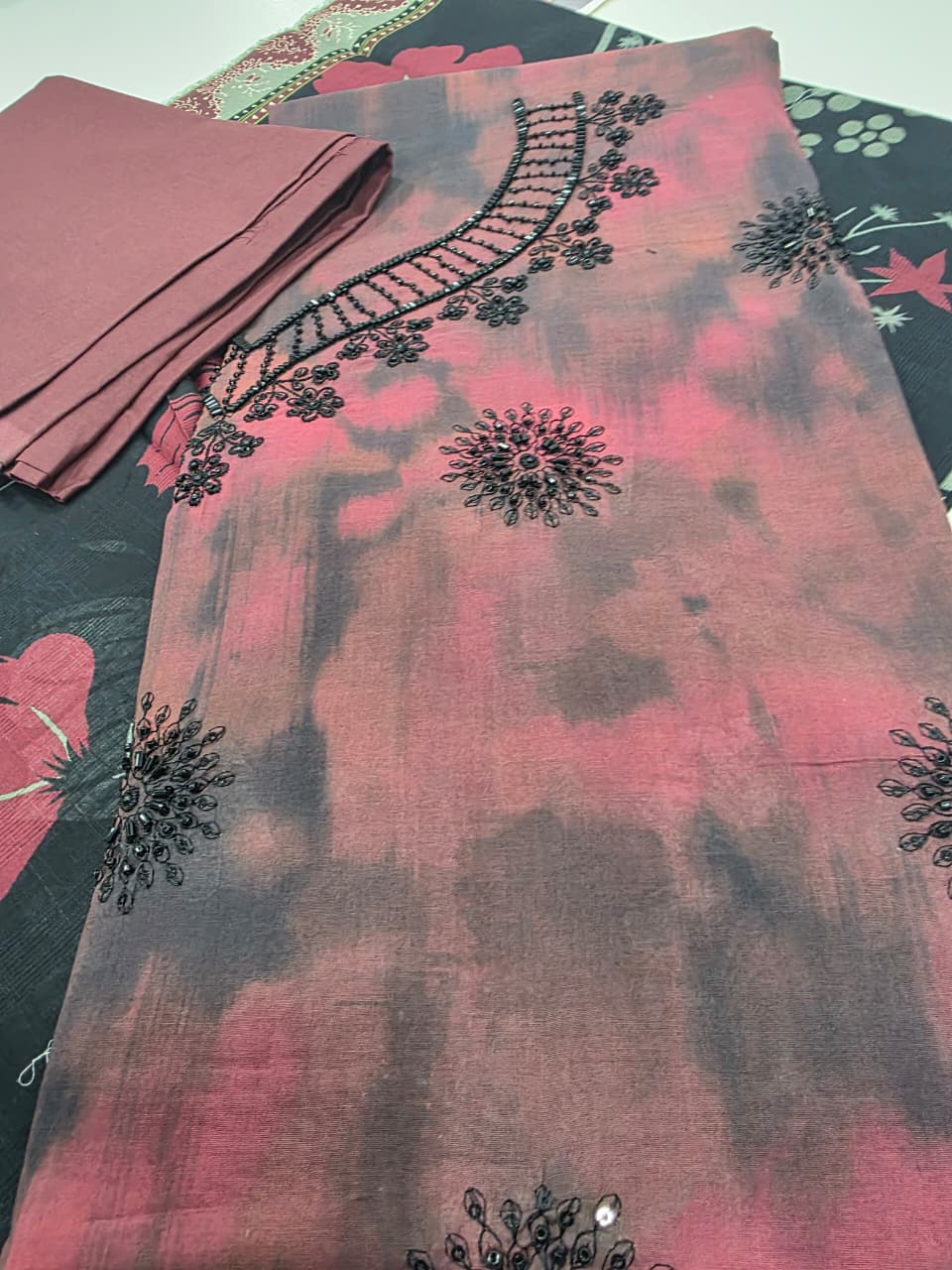 Premium Rose Pink Tie Dye Unstitched Lawn 3 Pc Suit - Luxury Cut Dana Embroidered Neckline Dress with Floral Printed Charcoal Black Dupatta