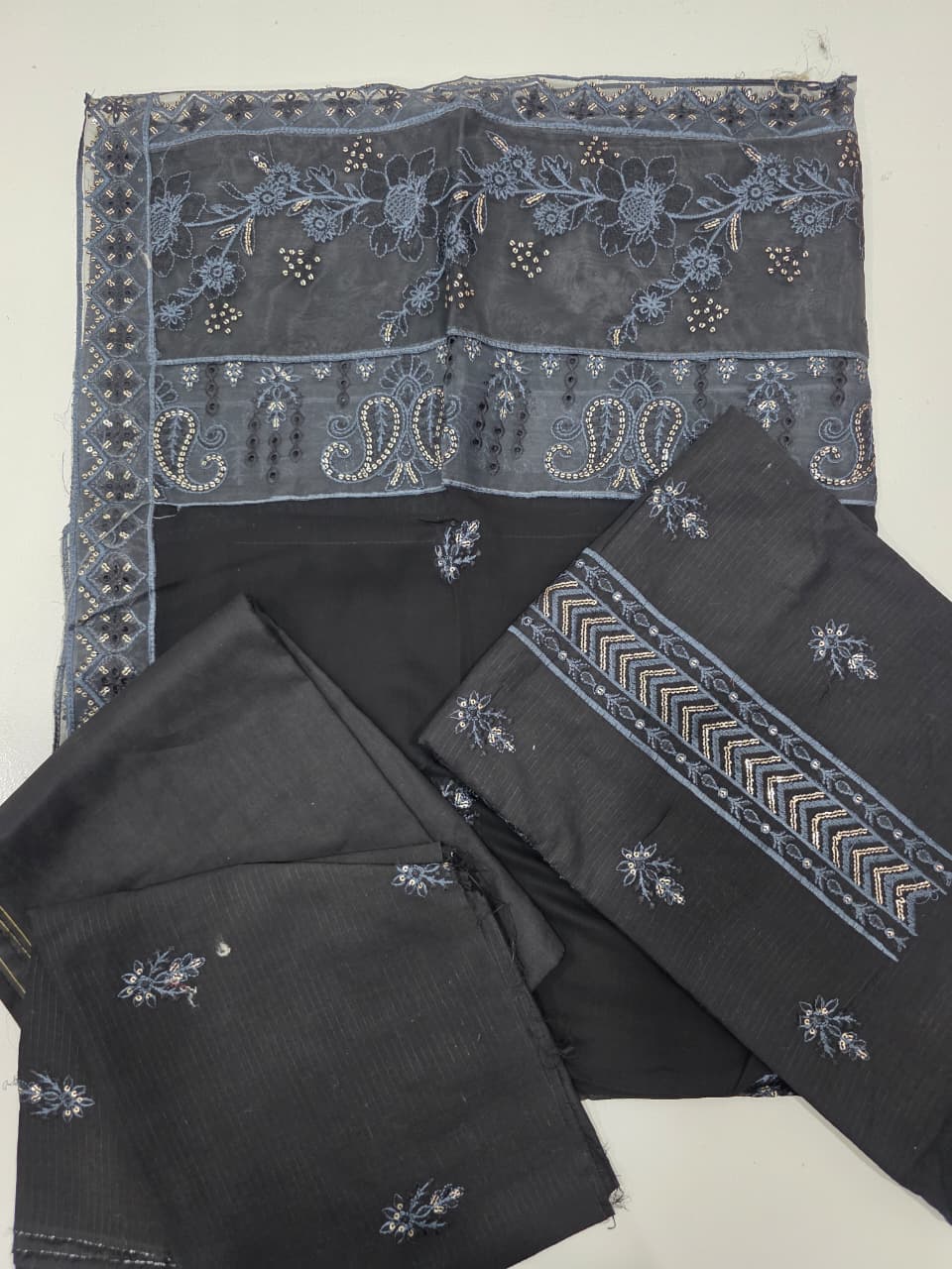 Elegant Black Embroidered Lawn 3 Pcs Suit - Luxury Unstitched Summer Dress with Steel Blue Paisley Organza Dupatta for Women