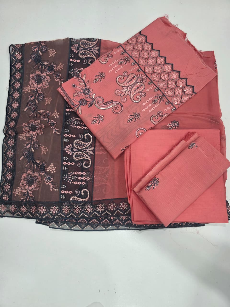 Charming Peach Salmon Embroidered Lawn 3 Pcs Suit - Luxury Unstitched Summer Collection with Contrast Net Dupatta for Women