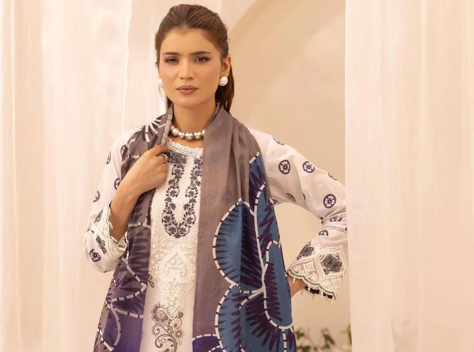 Graceful Off-White & Indigo Blue Embroidered Lawn 3 Pcs Suit - Luxury Unstitched Summer Collection with Silk Dupatta for Women
