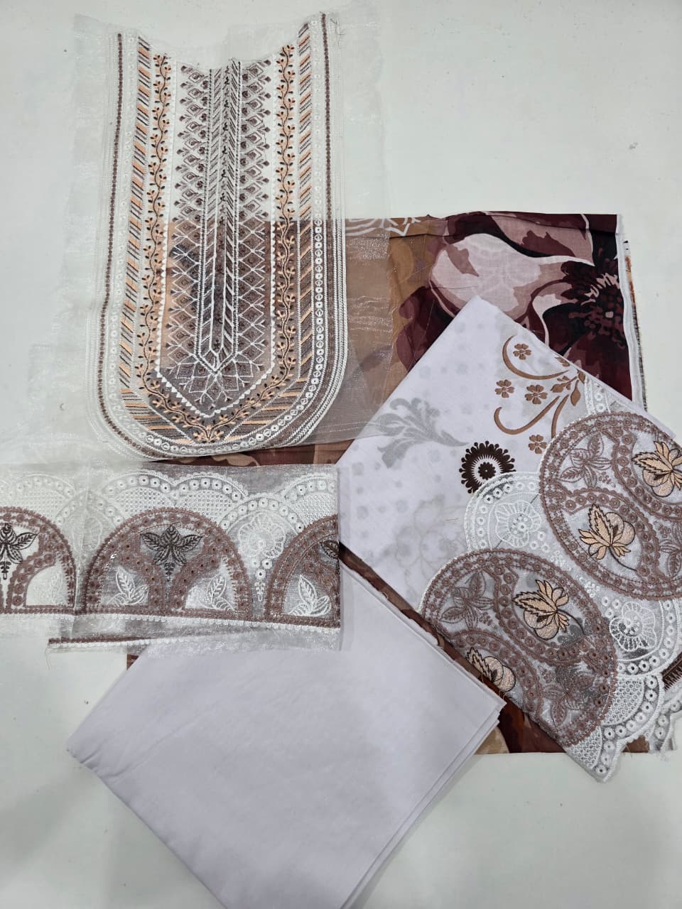 Luxury Soft Cream & Earthy Coffee Embroidered Lawn 3 Pc Suit - Unstitched Summer Outfit with Organza Neckline & Warm Botanical Chiffon Dupatta