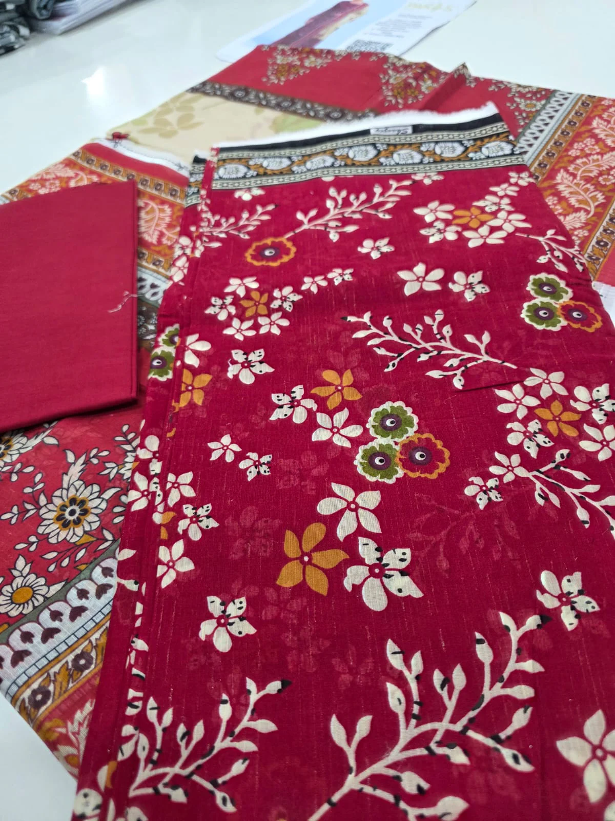 Premium Maroon Crimson Floral Printed Lawn 3 Pc Suit - Unstitched Summer Outfit with Beige Botanical Voile Dupatta & Solid Trouser